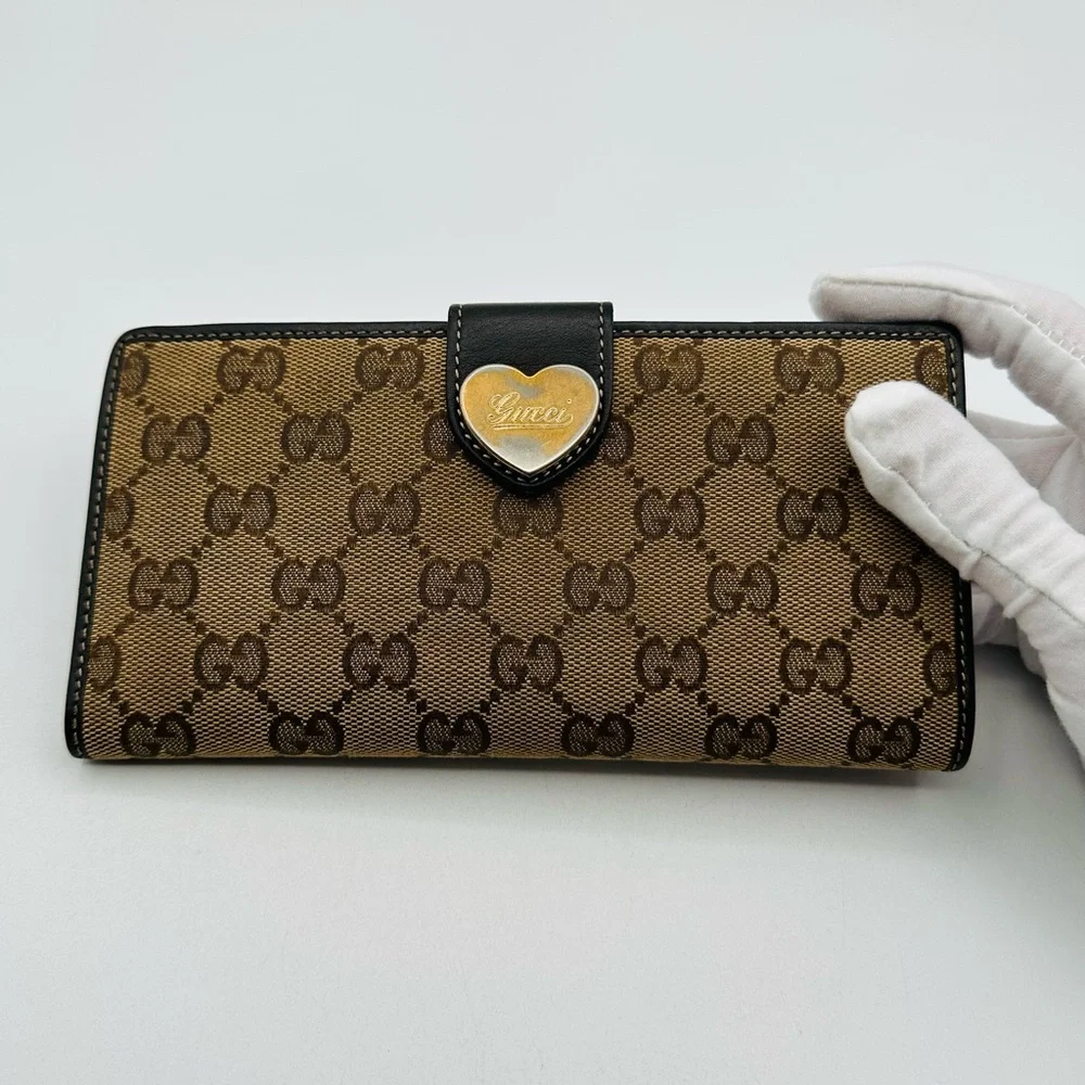 Gucci Long Heart Monogram Wallet - Picture 2 of 12